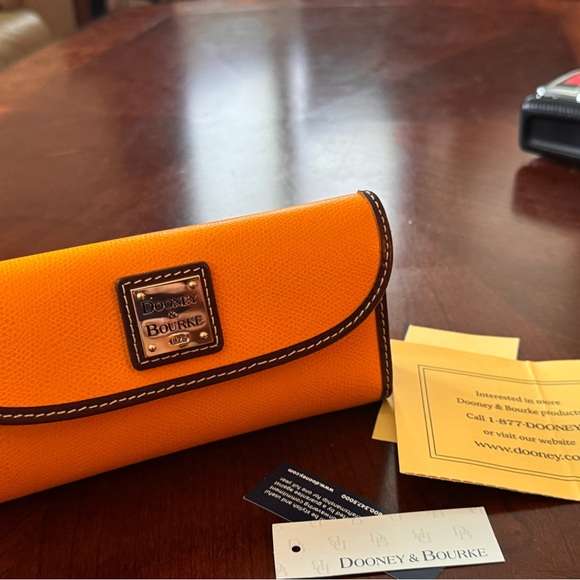 Dooney & Bourke Orange Leather Clutch - Picture 5 of 7